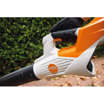 Dmuchawa akumulatorowa STIHL BGA 50, bez akumulatora i ładowarki